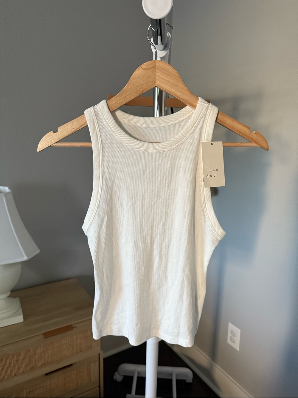 NEW a new day Cream White Ribbed Crop Tank Top Size M